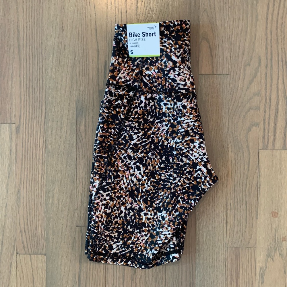 Old Navy NWT PowerSoft High-Waisted Bike Shorts